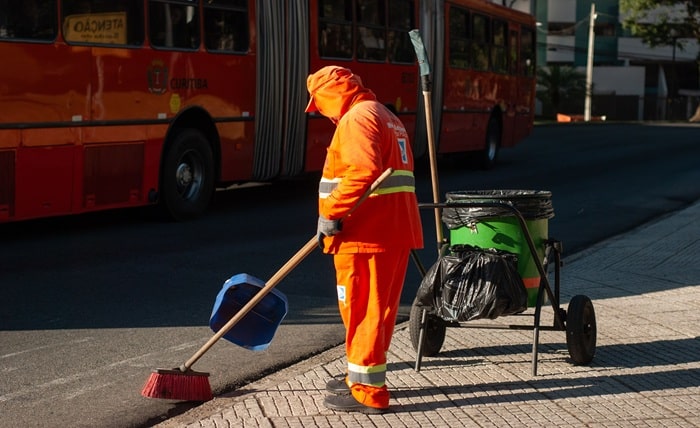 9 Cleaning Jobs