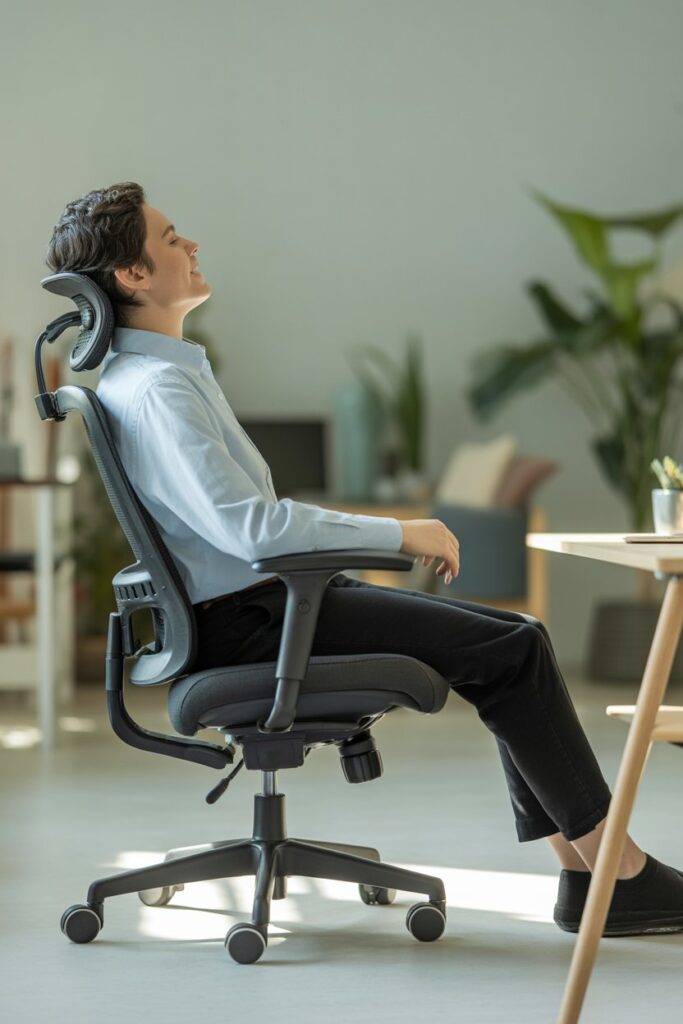 Best Office Chairs Ultimate Guide to Comfort, Style, and Productivity 4 Health Benefits of Ergonomic Office Chairs