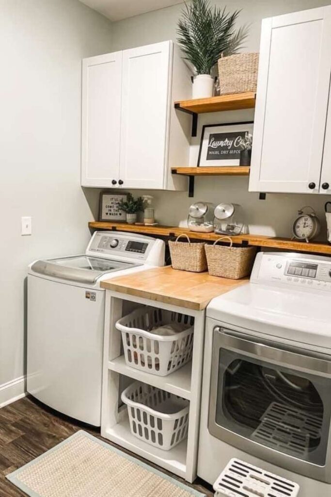 25+ Laundry Room Ideas for Stylish, Budget-Friendly & Modern Homes (Full of Inspiration) 6 Laundry Room Lighting Ideas That Make a Big Difference